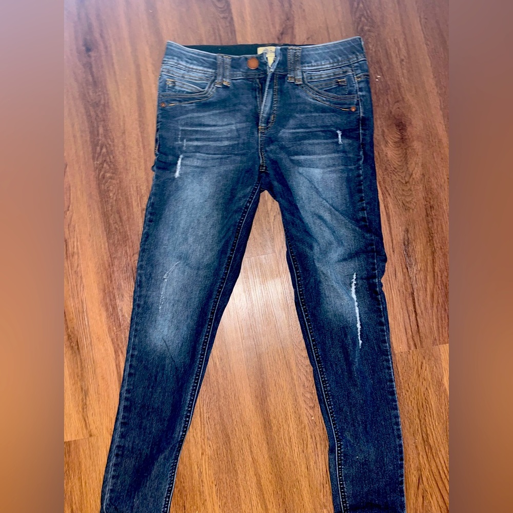 Democracy size 2 blue jeans. New condition super cute light rips (as purchased)
